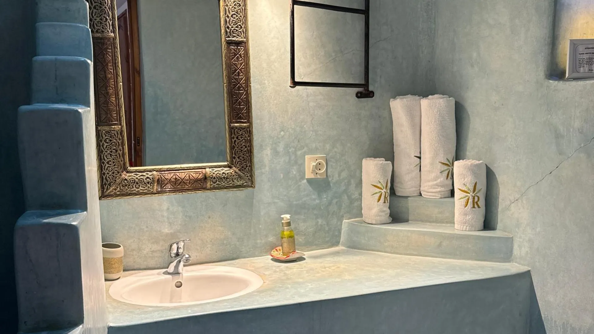 בית הארחה אסאוירה Riad Eucalyptus, Ethnic Hotel